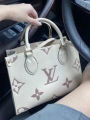 Louis Vuitton Empreinte Monogram Giant Onthego PM M45654 Creme Bois De Rose photo review