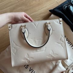 Louis Vuitton Onthego PM Cream M46569 photo review