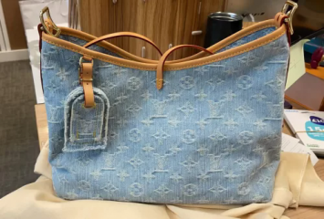 Louis Vuitton M11462 CarryAll PM Sky Blue Denim photo review