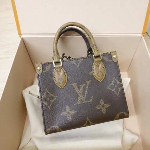 Louis Vuitton M46839 OnTheGo BB Monogram Reverse photo review