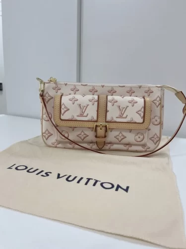 Louis Vuitton M20920 Maxi Pochette Accessoires photo review